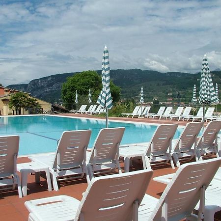 Residence Corte Camaldoli Γκάρντα Εξωτερικό φωτογραφία