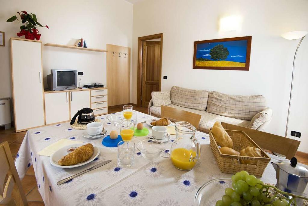 Residence Corte Camaldoli Γκάρντα Εξωτερικό φωτογραφία