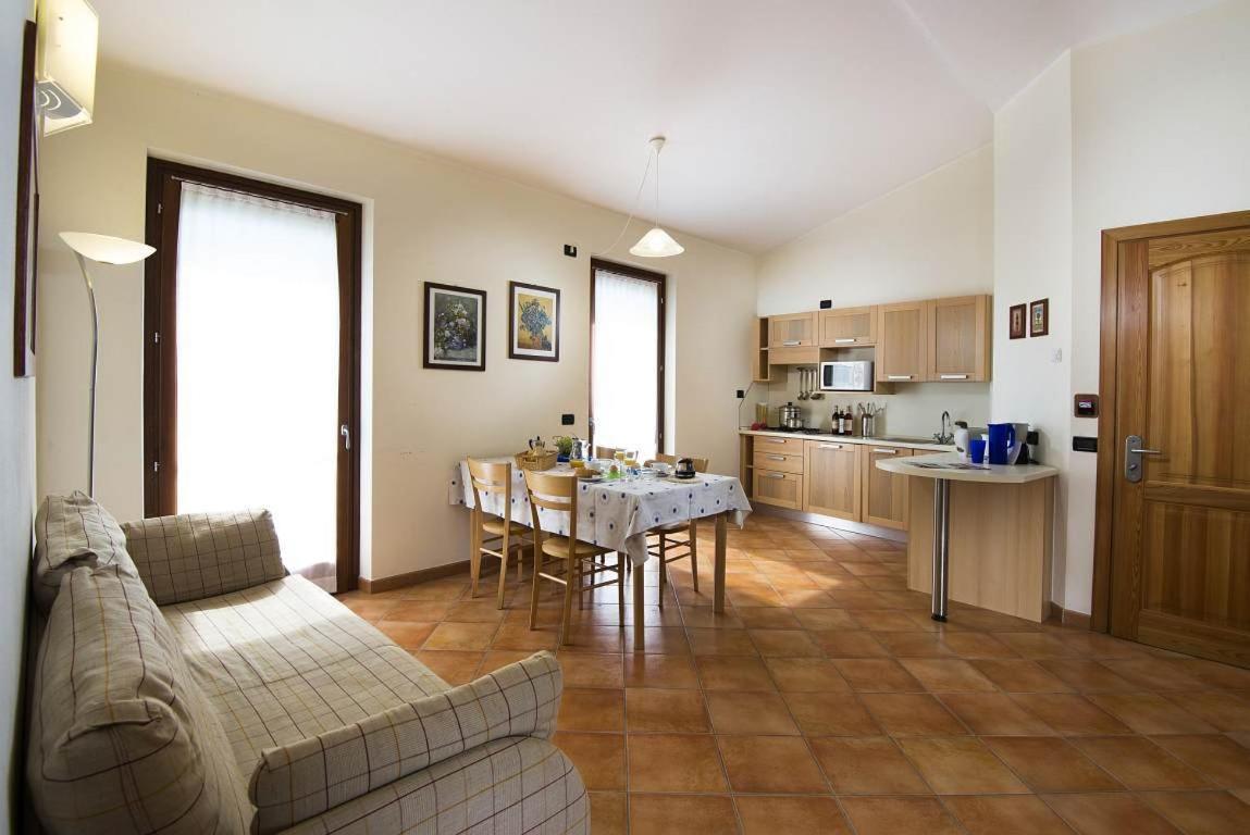 Residence Corte Camaldoli Γκάρντα Εξωτερικό φωτογραφία