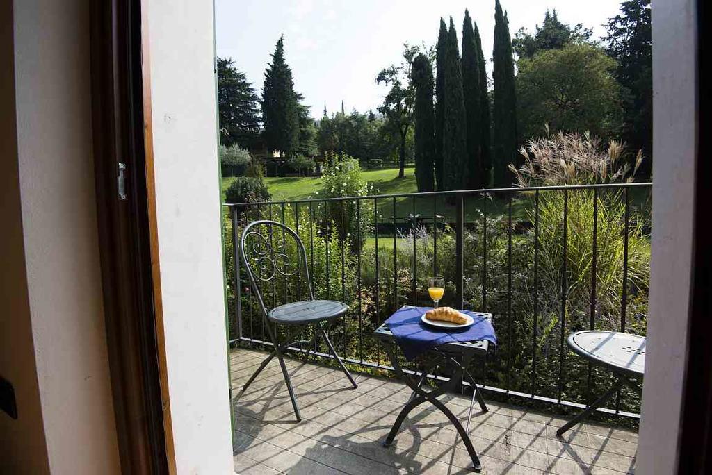 Residence Corte Camaldoli Γκάρντα Εξωτερικό φωτογραφία