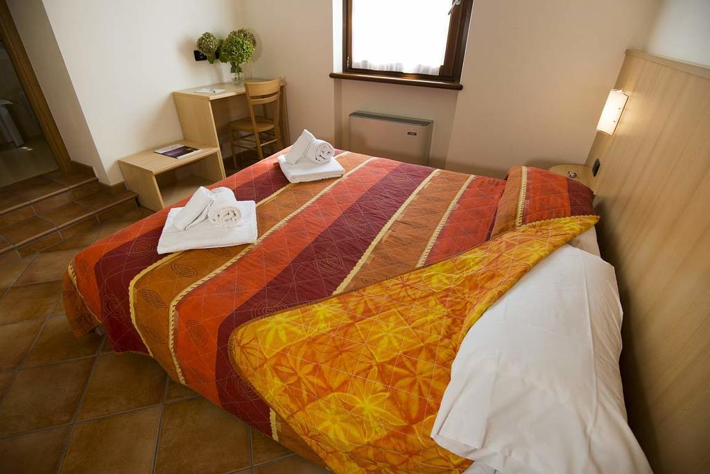Residence Corte Camaldoli Γκάρντα Εξωτερικό φωτογραφία