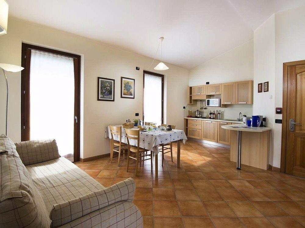 Residence Corte Camaldoli Γκάρντα Εξωτερικό φωτογραφία
