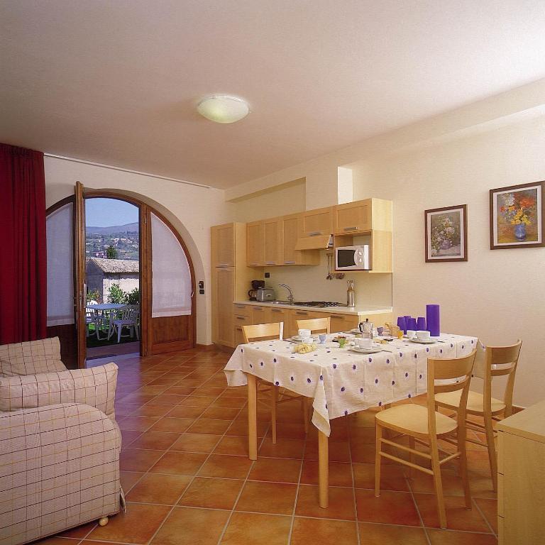 Residence Corte Camaldoli Γκάρντα Δωμάτιο φωτογραφία