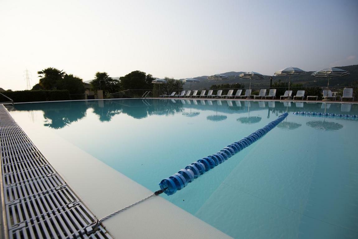 Residence Corte Camaldoli Γκάρντα Εξωτερικό φωτογραφία
